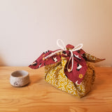 ☆新柄☆【猫と黄梅】お弁当袋になっちゃう!!ランチクロス【四角形】