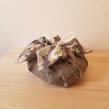 【みすゞうたさん空色の花グレイ】お弁当袋になっちゃう!!ランチクロス【四角形】