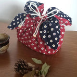 お弁当袋になっちゃう!!ランチクロス☆ 梅あられ赤紺 Japanese bento place mat and bento bag Bento cloth 'n' bag Ume arare  bento bag front fabric