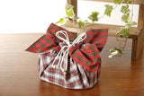■ チェックレッド 【四角】 お弁当袋になっちゃう!!ランチクロスCheck red 【square】Japanese bento place mat and bento bag - Mamanoideakobo