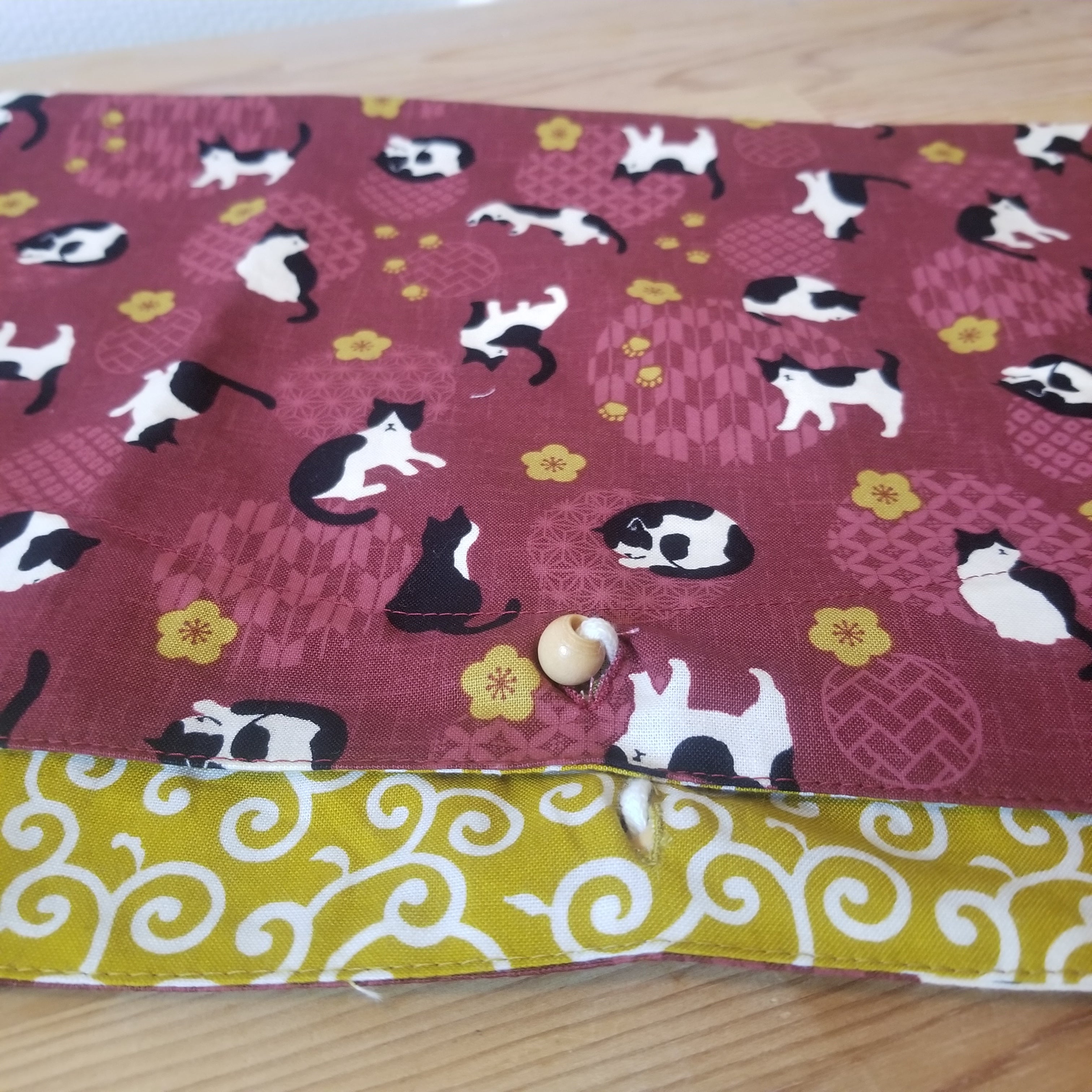 ☆新柄☆【猫と黄梅】お弁当袋になっちゃう！！ランチクロス